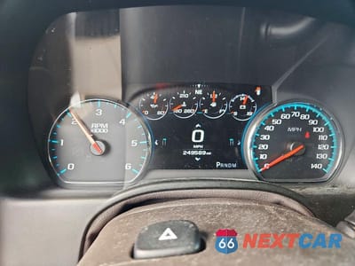 Zdjęcie 9 z 13 samochodu: 2016 CHEVROLET SUBURBAN C1500 LTZ VIN:1GNSCJKC9GR429776 - miniatura