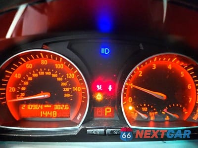 Zdjęcie 9 z 13 samochodu: 2004 BMW X3 2.5I VIN:WBXPA73444WC40566 - miniatura