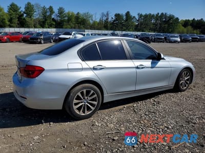Trzecie zdjęcie samochodu z tyłu: 2018 BMW 320 XI VIN:WBA8E5G57JNU47185 - miniatura