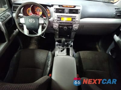 Zdjęcie 8 z 13 samochodu: 2010 TOYOTA 4RUNNER SR5 VIN:JTEBU5JR4A5030769 - miniatura