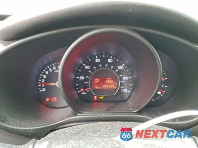 Zdjęcie 9 z 12 samochodu: 2018 KIA SOUL + VIN:KNDJP3A59J7512697 - miniatura