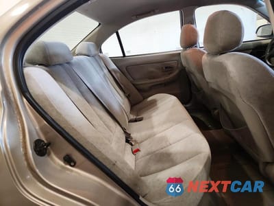 Zdjęcie 10 z 12 samochodu: 2006 HYUNDAI ELANTRA GLS VIN:KMHDN46D86U362322 - miniatura
