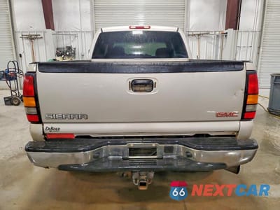 Zdjęcie 6 z 12 samochodu: 2007 GMC SIERRA K2500 HEAVY DUTY VIN:1GTHK23D87F172291 - miniatura