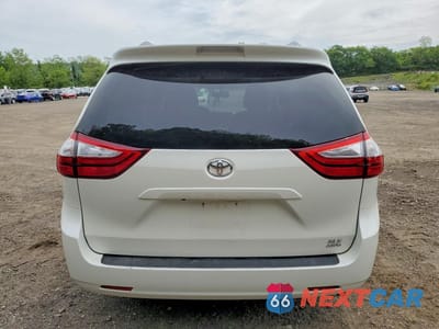 Zdjęcie 6 z 13 samochodu: 2017 TOYOTA SIENNA XLE 7-PASSENGER VIN:5TDDZ3DC7HS159166 - miniatura