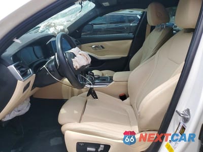 Zdjęcie 7 z 12 samochodu: 2021 BMW 330I VIN:3MW5R1J00M8B53356 - miniatura