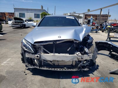 Piąte zdjęcie samochodu w środku: 2015 MERCEDES-BENZ C 400 4MATIC VIN:55SWF6GBXFU025628 - miniatura
