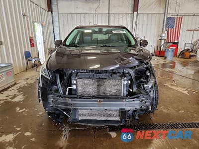 Piąte zdjęcie samochodu w środku: 2017 CADILLAC XT5 LUXURY VIN:1GYKNBRSXHZ244265 - miniatura