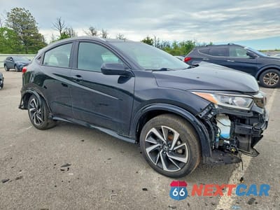 Czwarte zdjęcie samochodu z boku: 2019 HONDA HR-V SPORT VIN:3CZRU6H17KG700943 - miniatura