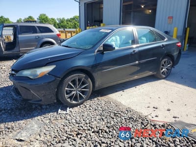 2015 TOYOTA CAMRY XSE 4T1BF1FK8FU109812 - główne zdjęcie licytacji z USA - miniatura
