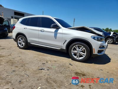 Czwarte zdjęcie samochodu z boku: 2018 BMW X3 XDRIVE30I VIN:5UXTR9C56JLD67968 - miniatura