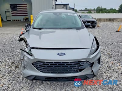 Piąte zdjęcie samochodu w środku: 2022 FORD ESCAPE SE VIN:1FMCU0G68NUB63017 - miniatura