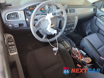 Zdjęcie 8 z 13 samochodu: 2012 CHEVROLET TAHOE POLICE VIN:1GNLC2E02CR300011 - miniatura