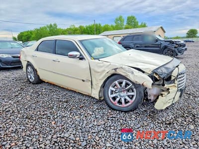 Czwarte zdjęcie samochodu z boku: 2008 CHRYSLER 300C VIN:2C3KA63H48H140977 - miniatura