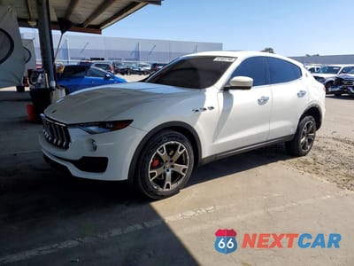 2018 MASERATI LEVANTE ZN661XUA7JX293681 - główne zdjęcie licytacji z USA - miniatura