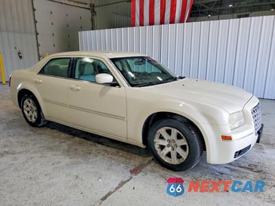 Czwarte zdjęcie samochodu z boku: 2007 CHRYSLER 300 TOURING VIN:2C3KA53G27H628759 - miniatura