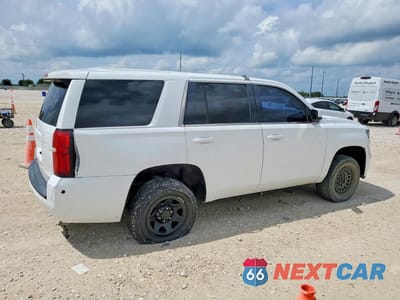 Trzecie zdjęcie samochodu z tyłu: 2018 CHEVROLET TAHOE POLICE VIN:1GNLCDEC1JR344729 - miniatura