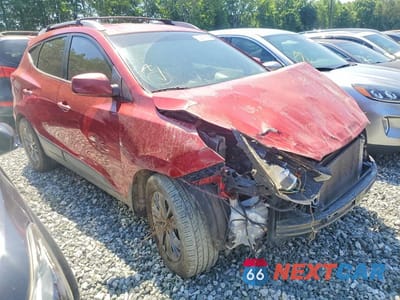 Czwarte zdjęcie samochodu z boku: 2015 HYUNDAI TUCSON SE VIN:KM8JU3AG0FU088227 - miniatura