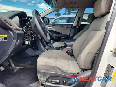Zdjęcie 7 z 13 samochodu: 2018 HYUNDAI SANTA FE SE VIN:KM8SM4HF6JU271874 - miniatura