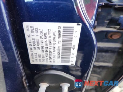 Zdjęcie 12 z 12 samochodu: 2006 ACURA 3.2TL VIN:19UUA66286A062700 - miniatura