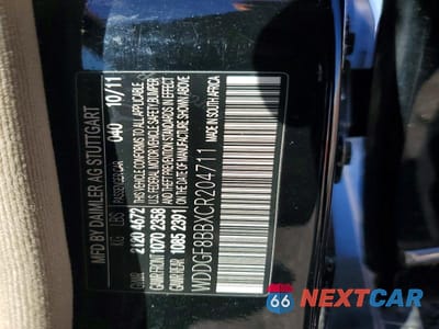 Zdjęcie 12 z 12 samochodu: 2012 MERCEDES-BENZ C 300 4MATIC VIN:WDDGF8BBXCR204711 - miniatura