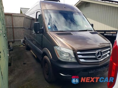 Czwarte zdjęcie samochodu z boku: 2017 MERCEDES-BENZ SPRINTER 2500 VIN:WDZPE8CDXHP396938 - miniatura