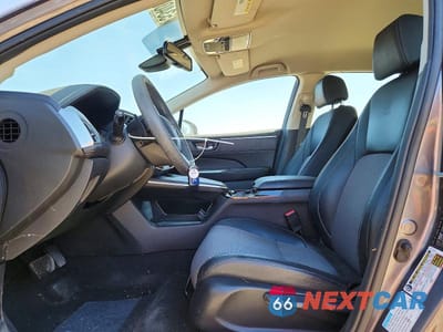 Zdjęcie 7 z 12 samochodu: 2020 HONDA CLARITY VIN:JHMZC5F12LC000708 - miniatura