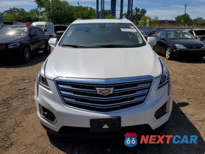 Piąte zdjęcie samochodu w środku: 2017 CADILLAC XT5 LUXURY VIN:1GYKNBRS5HZ235215 - miniatura
