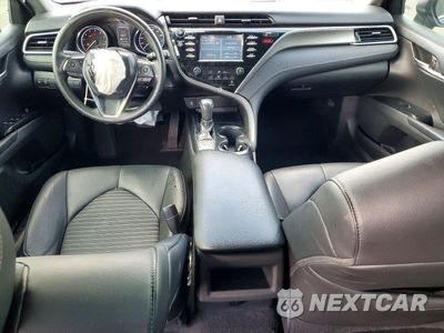 Zdjęcie 8 z 12 samochodu: 2018 TOYOTA CAMRY SE VIN:4T1B11HK4JU081155 - miniatura