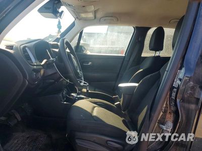 Zdjęcie 7 z 12 samochodu: 2022 JEEP RENEGADE SPORT VIN:ZACNJDA16NPN71380 - miniatura