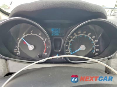 Zdjęcie 9 z 12 samochodu: 2019 FORD FIESTA SE VIN:3FADP4BJ4KM158941 - miniatura