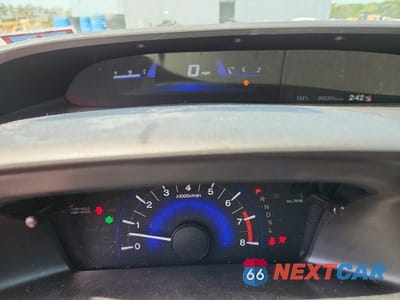Zdjęcie 9 z 12 samochodu: 2014 HONDA CIVIC LX VIN:19XFB2F5XEE204631 - miniatura