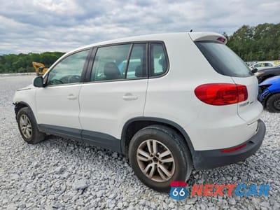 Drugie zdjęcie samochodu z przodu: 2012 VOLKSWAGEN TIGUAN S VIN:WVGBV7AX7CW560805 - miniatura