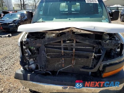 Zdjęcie 12 z 13 samochodu: 2015 GMC SAVANA 2500 CARGO DELIVERY VAN VIN:1GTW7FCFXF1902571 - miniatura
