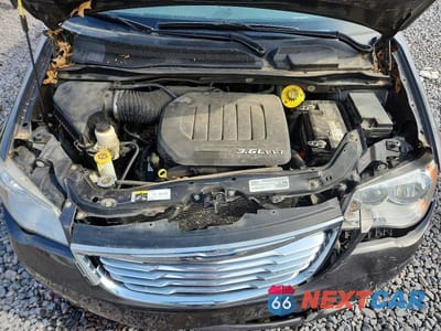 Zdjęcie 12 z 13 samochodu: 2016 CHRYSLER TOWN & COUNTRY TOURING VIN:2C4RC1BG0GR295633 - miniatura