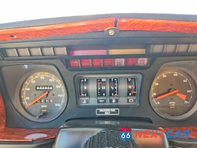 Zdjęcie 9 z 12 samochodu: 1988 JAGUAR XJS VIN:SAJNV5846JC144813 - miniatura