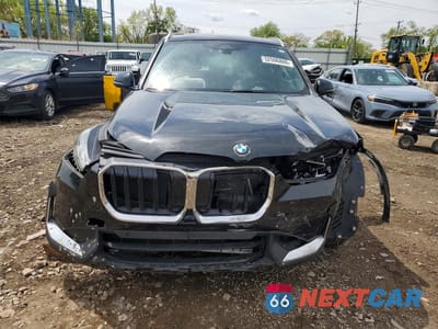 Piąte zdjęcie samochodu w środku: 2023 BMW X1 XDRIVE28I VIN:WBX73EF03P5W00232 - miniatura