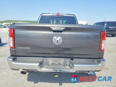 Zdjęcie 6 z 12 samochodu: 2020 RAM 1500 BIG HORN VIN:1C6RREBT1LN128909 - miniatura