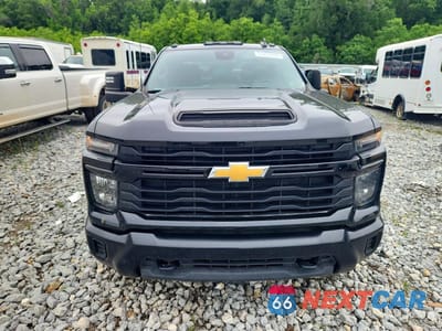 Piąte zdjęcie samochodu w środku: 2024 CHEVROLET SILVERADO K3500 VIN:2GC4YSE70R1135119 - miniatura