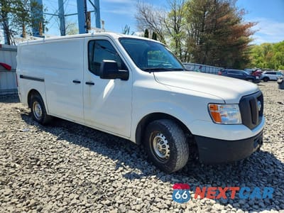 Czwarte zdjęcie samochodu z boku: 2013 NISSAN NV 1500 S VIN:1N6BF0KL7DN114016 - miniatura