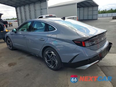 Drugie zdjęcie samochodu z przodu: 2024 HYUNDAI SONATA SEL VIN:KMHL14JA0RA361188 - miniatura