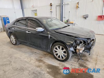 Czwarte zdjęcie samochodu z boku: 2010 LINCOLN MKZ VIN:3LNHL2GC8AR646907 - miniatura