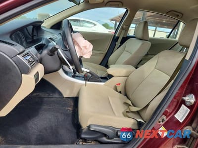 Zdjęcie 7 z 12 samochodu: 2015 HONDA ACCORD LX VIN:1HGCR2F33FA172124 - miniatura