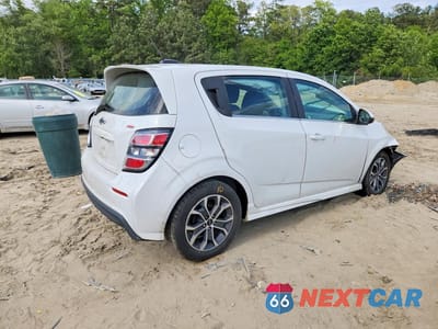 Trzecie zdjęcie samochodu z tyłu: 2019 CHEVROLET SONIC LT VIN:1G1JD6SB9K4150557 - miniatura