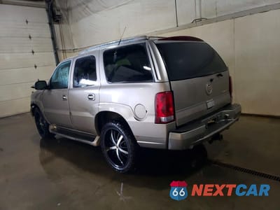 Drugie zdjęcie samochodu z przodu: 2002 CADILLAC ESCALADE VIN:1GYEK63NX2R115630 - miniatura
