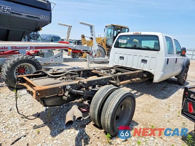 Trzecie zdjęcie samochodu z tyłu: 2012 FORD F550 SUPER DUTY VIN:1FD0W5HT9CEB10817 - miniatura