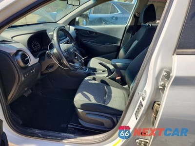 Zdjęcie 7 z 13 samochodu: 2020 HYUNDAI KONA SEL VIN:KM8K22AA0LU428732 - miniatura