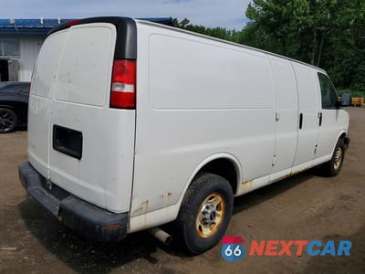 Trzecie zdjęcie samochodu z tyłu: 2017 GMC SAVANA G2500 VIN:1GTW7BFF8H1909557 - miniatura