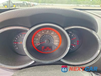 Zdjęcie 9 z 13 samochodu: 2013 KIA SORENTO VIN:5XYKWDA29DG385041 - miniatura