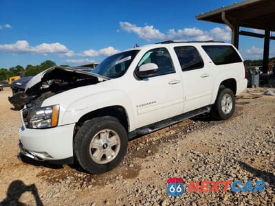2014 CHEVROLET SUBURBAN K1500 LT 1GNSKJE71ER166469 - główne zdjęcie licytacji z USA - miniatura