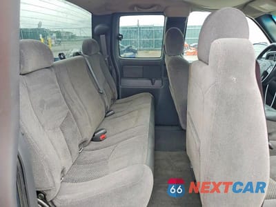 Zdjęcie 10 z 12 samochodu: 2006 CHEVROLET SILVERADO K1500 VIN:1GCEK19B86Z154812 - miniatura